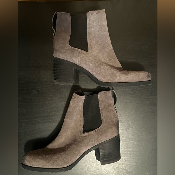 Sam Edelman Gray Suede 'Hanley' Chelsea Boots - Picture 9 of 14